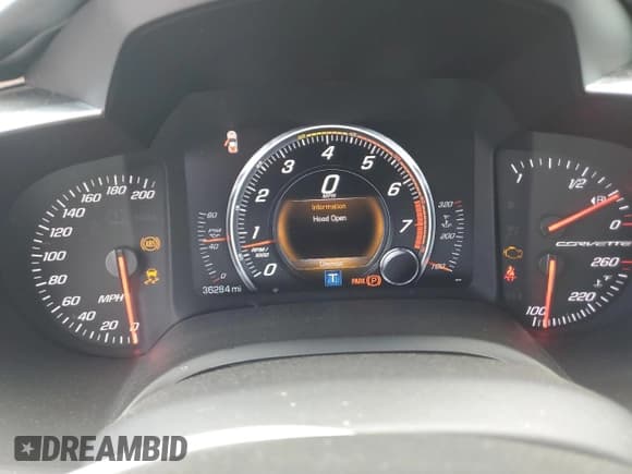 ✅ 2015 Chevrolet Corvette 1LT • VIN: 1G1YA2D79F5104817 • Lot: 65997165. Wystawiony na Copart z przebiegiem 36 284 mil. Bezpłatny archiwum sprzedaży aukcyjnych z USA i szczegółowy raport historii pojazdu na DreamBid. Zdjęcie 9.