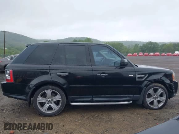 ✅ 2010 Land Rover Range Rover Sport HSE Lux • VIN: SALSK2D49AA222276 • Lot: 42301910. Listed on IAAI with 175,395 mi. Free auction sales archive from the USA and detailed vehicle history report at DreamBid. Image 13.
