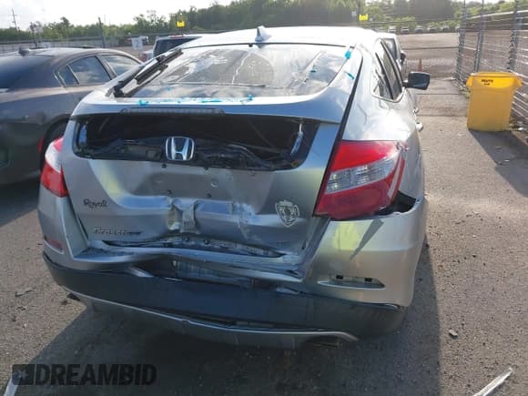 ✅ 2015 Honda Crosstour EX-L • VIN: 5J6TF1H50FL000504 • Lot: 42745219. Listed on IAAI with 161,137 mi. Free auction sales archive from the USA and detailed vehicle history report at DreamBid. Image 6.