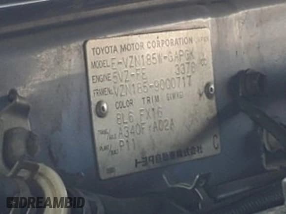 ✅ 1997 Toyota Hilux • VIN: VZN1859000717 • Lot: 51291485. Wystawiony na Copart z przebiegiem 189 994 mil. Bezpłatny archiwum sprzedaży aukcyjnych z USA i szczegółowy raport historii pojazdu na DreamBid. Zdjęcie 13.