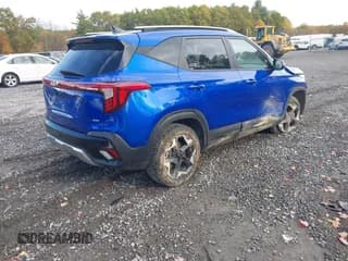 ✅ 2025 Kia Seltos S • VIN: KNDEUCAA9S7689291 • Lot: 43459057. Wystawiony na IAAI z przebiegiem 17 938 mil. Bezpłatny archiwum sprzedaży aukcyjnych z USA i szczegółowy raport historii pojazdu na DreamBid. Zdjęcie 4.