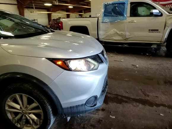 ✅ 2017 Nissan Rogue SV • VIN: JN1BJ1CP0HW009491 • Лот: 84029165. Опубликован ранее на Copart с пробегом 127 298 миль. Бесплатный доступ к архиву аукционных продаж из США и подробный отчёт об истории автомобиля на DreamBid. Изображение 14.