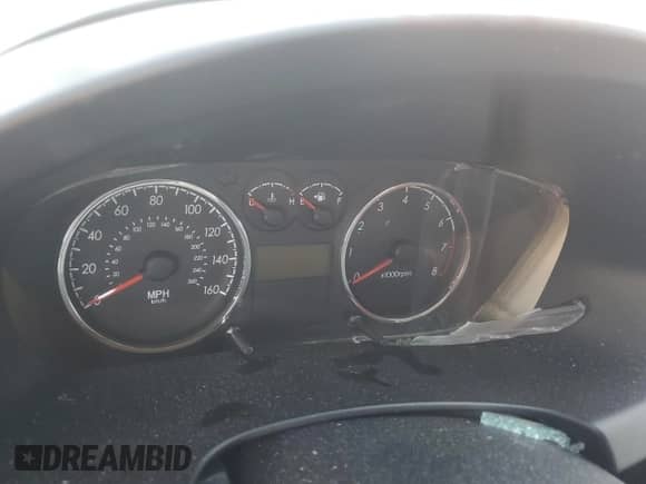 2008 Hyundai Tiburon GT z VIN KMHHN66F08U267030, wystawiony jako Copart lot #67479764 z przebiegiem Nie podano mil oraz Szkoda całkowita • Salvage title. Historia ofert i sprzedaży dostępna na DreamBid. Obrazek 9.