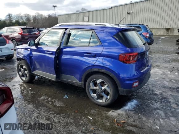 ✅ 2023 Hyundai Venue SEL • VIN: KMHRC8A39PU216899 • Lot: 44334845. Listed on Copart with 9,163 mi. Free auction sales archive from the USA and detailed vehicle history report at DreamBid. Image 2.