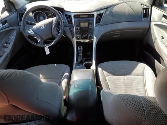 ✅ 2011 Hyundai Sonata GLS • VIN: 5NPEB4AC6BH268699 • Lot: 47962924. Listed on Copart with 146,131 mi. Free auction sales archive from the USA and detailed vehicle history report at DreamBid. Image 8.