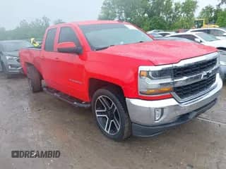 2018 Chevrolet Silverado 1500 LT z VIN 1GCVKREC6JZ179424, wystawiony jako IAAI lot #42417522 z przebiegiem 164 318 mil mil oraz . Historia ofert i sprzedaży dostępna na DreamBid. Obrazek 1.
