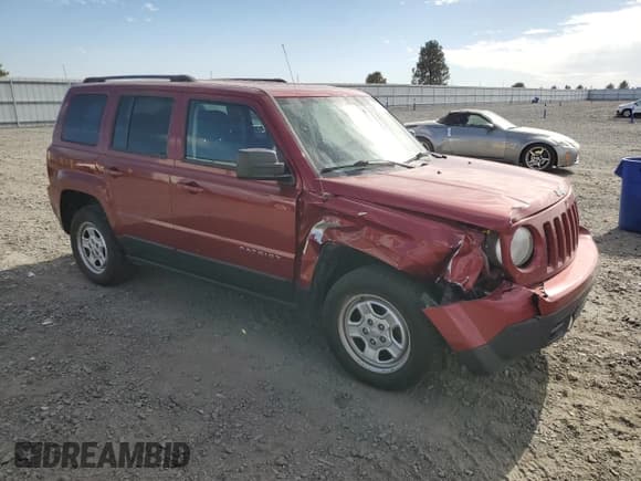 ✅ 2017 Jeep Patriot Sport • VIN: 1C4NJRBB8HD106366 • Lot: 86182085. Listed on Copart with 157,381 mi. Free auction sales archive from the USA and detailed vehicle history report at DreamBid. Image 4.