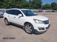 ✅ 2013 Chevrolet Traverse LTZ • VIN: 1GNKVLKD0DJ199425 • Lot: 43168344. Wystawiony na IAAI z przebiegiem 215 433 mil. Bezpłatny archiwum sprzedaży aukcyjnych z USA i szczegółowy raport historii pojazdu na DreamBid. Zdjęcie 1.