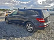 ✅ 2011 Mercedes-Benz R 350 • VIN: 4JGCB6FE5BA133195 • Lot: 94754335. Listed on Copart with 104,021 mi. Free auction sales archive from the USA and detailed vehicle history report at DreamBid. Image 2.
