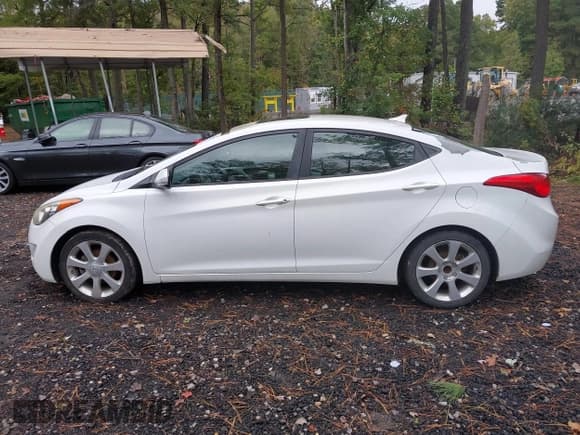 ✅ 2013 Hyundai Elantra GLS • VIN: 5NPDH4AE7DH204122 • Лот: 43445172. Опубликован ранее на IAAI с пробегом 190 185 миль. Бесплатный доступ к архиву аукционных продаж из США и подробный отчёт об истории автомобиля на DreamBid. Изображение 14.