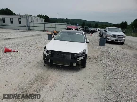 ✅ 2019 Kia Cadenza Technology • VIN: KNALC4J14K5166995 • Lot: 60591325. Wystawiony na Copart z przebiegiem 48 733 mil. Bezpłatny archiwum sprzedaży aukcyjnych z USA i szczegółowy raport historii pojazdu na DreamBid. Zdjęcie 14.