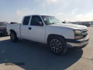 ✅ 2006 Chevrolet Silverado 1500 Work Truck • VIN: 1GCEC19V16Z125532 • Лот: 77407724. Опубликован ранее на Copart с пробегом 254 308 миль. Бесплатный доступ к архиву аукционных продаж из США и подробный отчёт об истории автомобиля на DreamBid. Изображение 4.