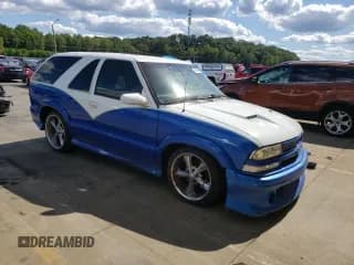 ✅ 2001 Chevrolet Blazer LS • VIN: 1GNCS18W31K242316 • Lot: 70661605. Wystawiony na Copart z przebiegiem 117 135 mil. Bezpłatny archiwum sprzedaży aukcyjnych z USA i szczegółowy raport historii pojazdu na DreamBid. Zdjęcie 4.