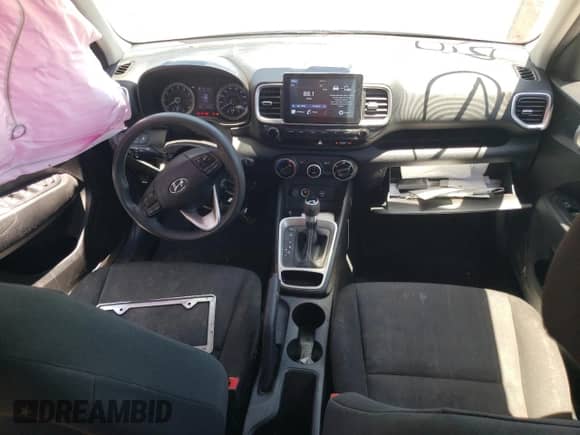 2020 Hyundai Venue SE with VIN KMHRB8A39LU019065, listed as a Copart auction lot 60753444 with 131,476 mi miles and Salvage title. Bid and sale history available at DreamBid. Image 8.