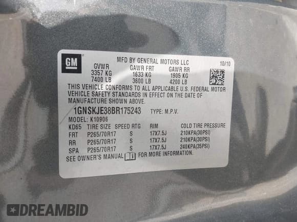 ✅ 2011 Chevrolet Suburban LT • VIN: 1GNSKJE38BR175243 • Lot: 43004139. Listed on IAAI with 213,604 mi. Free auction sales archive from the USA and detailed vehicle history report at DreamBid. Image 9.