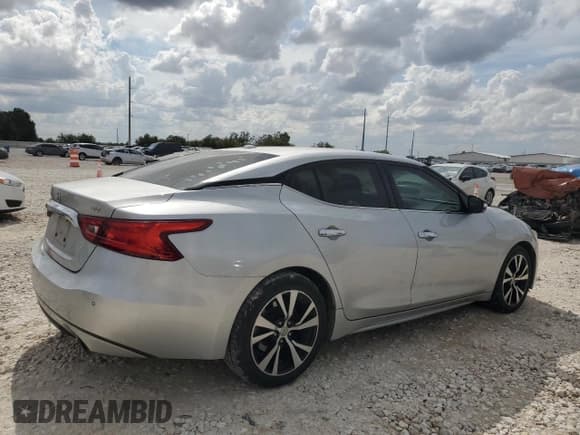 ✅ 2018 Nissan Maxima SV • VIN: 1N4AA6AP6JC380418 • Lot: 82682135. Listed on Copart with 121,879 mi. Free auction sales archive from the USA and detailed vehicle history report at DreamBid. Image 3.