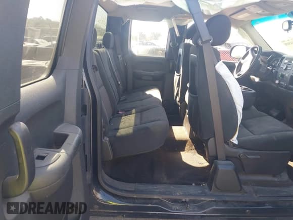 ✅ 2012 Chevrolet Silverado 1500 LT • VIN: 1GCRCSE02CZ230870 • Lot: 43443438. Listed on IAAI with 207,909 mi. Free auction sales archive from the USA and detailed vehicle history report at DreamBid. Image 8.