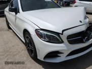 ✅ 2023 Mercedes-Benz C 300 • VIN: W1KWJ8EB5PG128452 • Lot: 64241155. Wystawiony na Copart z przebiegiem 16 972 mil. Bezpłatny archiwum sprzedaży aukcyjnych z USA i szczegółowy raport historii pojazdu na DreamBid. Zdjęcie 13.