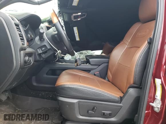 ✅ 2022 Ram 2500 Longhorn • VIN: 3C6UR5GL4NG232700 • Lot: 74691294. Wystawiony na Copart z przebiegiem 31 164 mil. Bezpłatny archiwum sprzedaży aukcyjnych z USA i szczegółowy raport historii pojazdu na DreamBid. Zdjęcie 7.