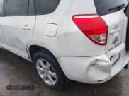 ✅ 2007 Toyota RAV4 Limited • VIN: JTMBK31V975038287 • Lot: 43787470. Listed on IAAI with 200,961 mi. Free auction sales archive from the USA and detailed vehicle history report at DreamBid. Image 6.