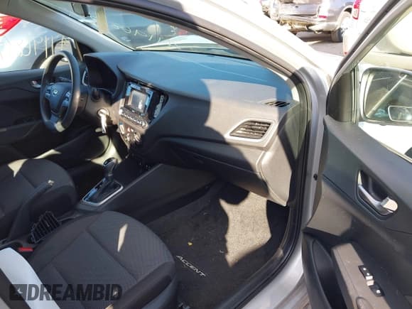 ✅ 2022 Hyundai Accent SE • VIN: 3KPC24A65NE158723 • Лот: 41196817. Опубликован ранее на IAAI с пробегом 22 349 миль. Бесплатный доступ к архиву аукционных продаж из США и подробный отчёт об истории автомобиля на DreamBid. Изображение 5.