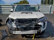 ✅ 2023 Toyota 4Runner SR5 Premium • VIN: JTENU5JR9P6133301 • Lot: 96262115. Wystawiony na Copart z przebiegiem 14 776 mil. Bezpłatny archiwum sprzedaży aukcyjnych z USA i szczegółowy raport historii pojazdu na DreamBid. Zdjęcie 5.