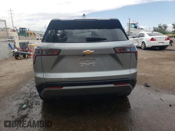 ✅ 2025 Chevrolet Equinox AWD LT • VIN: 3GNAXPEG7SL323053 • Lot: 59343535. Wystawiony na Copart z przebiegiem 3 229 mil. Bezpłatny archiwum sprzedaży aukcyjnych z USA i szczegółowy raport historii pojazdu na DreamBid. Zdjęcie 6.