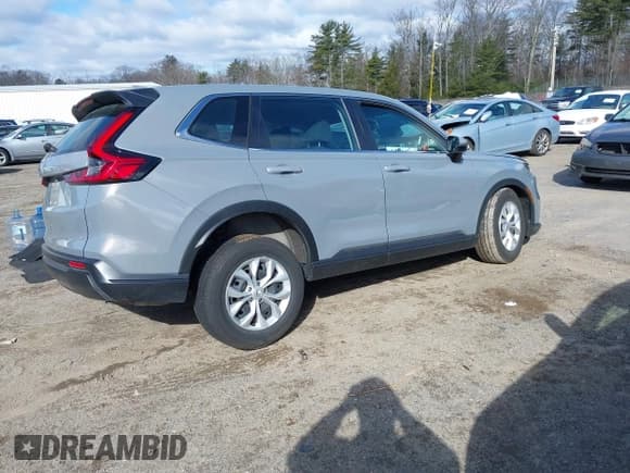 ✅ 2024 Honda CR-V LX • VIN: 2HKRS4H25RH430752 • Лот: 41899592. Опубликован ранее на IAAI с пробегом 59 751 миль. Бесплатный доступ к архиву аукционных продаж из США и подробный отчёт об истории автомобиля на DreamBid. Изображение 4.