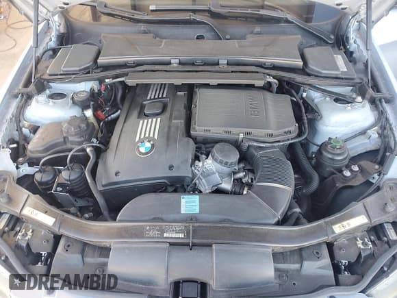 ✅ 2009 BMW 3 Series 335i • VIN: WBAPM73549E191440 • Lot: 87383055. Listed on Copart with 94,727 mi. Free auction sales archive from the USA and detailed vehicle history report at DreamBid. Image 11.