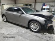 ✅ 2014 Chrysler 300 • VIN: 2C3CCAAG9EH175442 • Lot: 90496635. Listed on Copart with 147,339 mi. Free auction sales archive from the USA and detailed vehicle history report at DreamBid. Image 4.