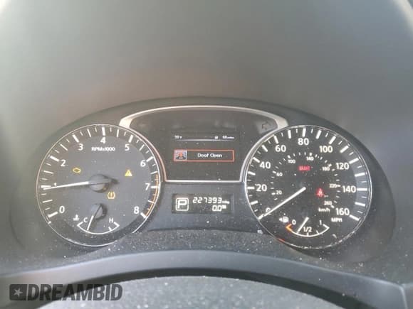 ✅ 2015 Nissan Altima 2.5 • VIN: 1N4AL3APXFC178276 • Lot: 92694925. Listed on Copart with 227,393 mi. Free auction sales archive from the USA and detailed vehicle history report at DreamBid. Image 9.