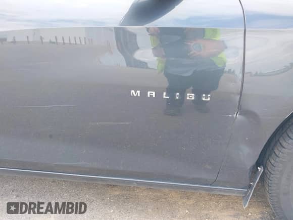 2019 Chevrolet Malibu LS with VIN 1G1ZB5ST5KF200757, listed as a IAAI auction lot 42622248 with 125,637 mi miles and . Bid and sale history available at DreamBid. Image 19.