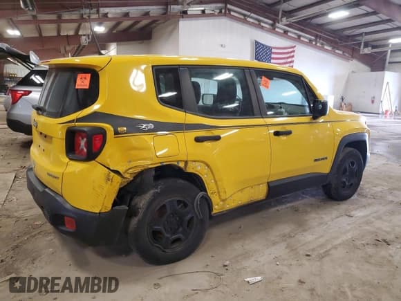 ✅ 2015 Jeep Renegade Sport • VIN: ZACCJAAH1FPB93637 • Lot: 51826365. Wystawiony na Copart z przebiegiem 139 223 mil. Bezpłatny archiwum sprzedaży aukcyjnych z USA i szczegółowy raport historii pojazdu na DreamBid. Zdjęcie 3.