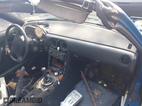 ✅ 1990 Mazda MX-5 Miata • VIN: JM1NA351XC0120429 • Лот: 42709716. Опубликован ранее на IAAI с пробегом 79 600 миль. Бесплатный доступ к архиву аукционных продаж из США и подробный отчёт об истории автомобиля на DreamBid. Изображение 5.