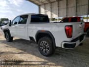 ✅ 2023 GMC Sierra 2500HD AT4 • VIN: 1GT49PEY4PF261377 • Lot: 85352395. Wystawiony na Copart z przebiegiem 40 306 mil. Bezpłatny archiwum sprzedaży aukcyjnych z USA i szczegółowy raport historii pojazdu na DreamBid. Zdjęcie 2.