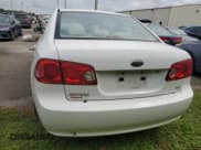 ✅ 2008 Kia Optima LX • VIN: KNAGE123785166685 • Лот: 74295934. Опубликован ранее на Copart с пробегом Не указан. Бесплатный доступ к архиву аукционных продаж из США и подробный отчёт об истории автомобиля на DreamBid. Изображение 6.