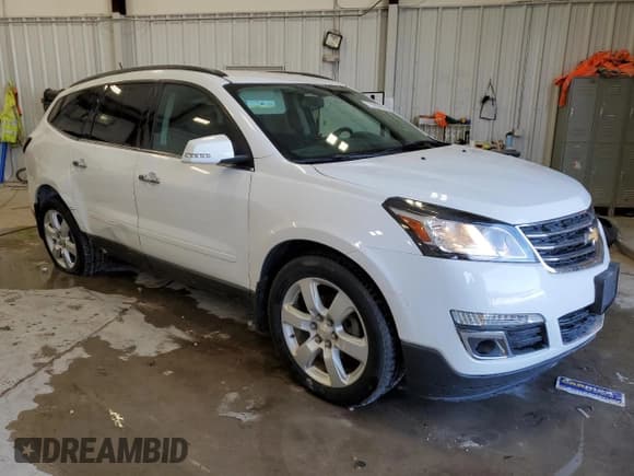 ✅ 2017 Chevrolet Traverse LT • VIN: 1GNKRGKD7HJ151356 • Lot: 71622464. Wystawiony na Copart z przebiegiem 103 073 mil. Bezpłatny archiwum sprzedaży aukcyjnych z USA i szczegółowy raport historii pojazdu na DreamBid. Zdjęcie 4.