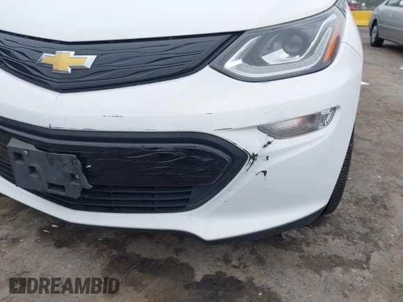 ✅ 2020 Chevrolet Bolt EV LT • VIN: 1G1FY6S04L4145342 • Lot: 43728027. Wystawiony na IAAI z przebiegiem 205 974 mil. Bezpłatny archiwum sprzedaży aukcyjnych z USA i szczegółowy raport historii pojazdu na DreamBid. Zdjęcie 6.
