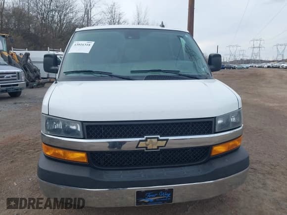 ✅ 2019 Chevrolet Express Passenger LT • VIN: 1GAZGPFG2K1302539 • Лот: 43816318. Опубликован ранее на IAAI с пробегом 186 530 миль. Бесплатный доступ к архиву аукционных продаж из США и подробный отчёт об истории автомобиля на DreamBid. Изображение 6.
