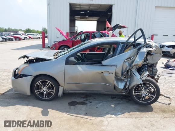 ✅ 2008 Nissan Sentra S • VIN: 3N1AB61E18L614312 • Lot: 42701483. Wystawiony na IAAI z przebiegiem Nie podano. Bezpłatny archiwum sprzedaży aukcyjnych z USA i szczegółowy raport historii pojazdu na DreamBid. Zdjęcie 14.