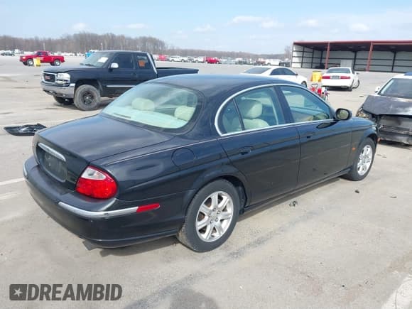 ✅ 2003 Jaguar S-Type • VIN: SAJEA01T93FM64497 • Лот: 41804705. Опубликован ранее на IAAI с пробегом 224 978 миль. Бесплатный доступ к архиву аукционных продаж из США и подробный отчёт об истории автомобиля на DreamBid. Изображение 4.