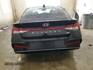 ✅ 2025 Hyundai Elantra Limited • VIN: KMHLN4DJXSU166011 • Лот: 91218875. Опубликован ранее на Copart с пробегом 10 446 миль. Бесплатный доступ к архиву аукционных продаж из США и подробный отчёт об истории автомобиля на DreamBid. Изображение 6.