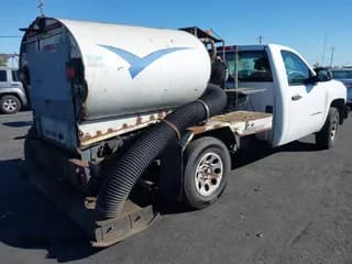 ✅ 2011 Chevrolet Silverado 1500 Work Truck • VIN: 1GCNCPEX1BZ307512 • Lot: 43480692. Wystawiony na IAAI z przebiegiem 177 194 mil. Bezpłatny archiwum sprzedaży aukcyjnych z USA i szczegółowy raport historii pojazdu na DreamBid. Zdjęcie 4.