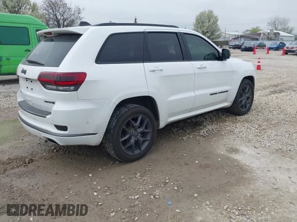 ✅ 2020 Jeep Grand Cherokee Limited X • VIN: 1C4RJFBG2LC242101 • Лот: 42129240. Опубликован ранее на IAAI с пробегом 60 479 миль. Бесплатный доступ к архиву аукционных продаж из США и подробный отчёт об истории автомобиля на DreamBid. Изображение 4.