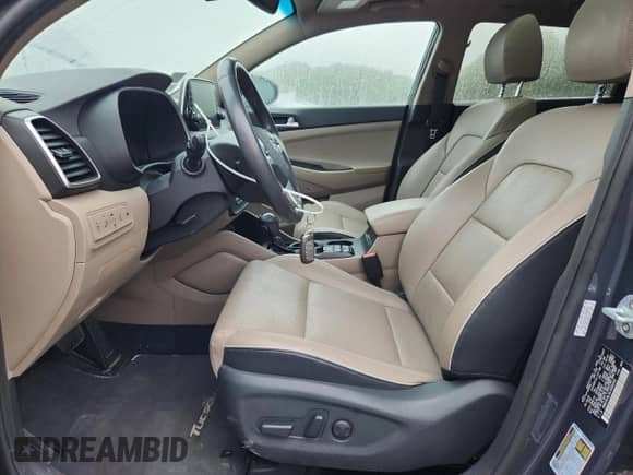 2020 Hyundai Tucson Ultimate z VIN KM8J3CAL8LU090335, wystawiony jako Copart lot #62686545 z przebiegiem 50 253 mil mil oraz Szkoda całkowita • Salvage title. Historia ofert i sprzedaży dostępna na DreamBid. Obrazek 7.