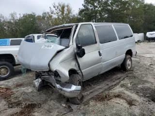 ✅ 2005 Ford Econoline Passenger XL • VIN: 1FBNE31L65HB41749 • Lot: 72810634. Wystawiony na Copart z przebiegiem Nie podano. Bezpłatny archiwum sprzedaży aukcyjnych z USA i szczegółowy raport historii pojazdu na DreamBid. Zdjęcie 1.