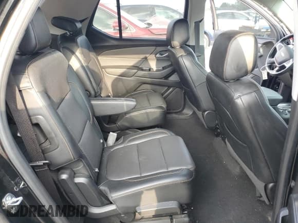 ✅ 2018 Chevrolet Traverse Premier • VIN: 1GNERKKW7JJ126397 • Lot: 69941804. Wystawiony na Copart z przebiegiem 50 119 mil. Bezpłatny archiwum sprzedaży aukcyjnych z USA i szczegółowy raport historii pojazdu na DreamBid. Zdjęcie 11.