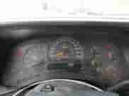 2007 Chevrolet Silverado 2500HD z VIN 1GBHK24U47E167887, wystawiony jako IAAI lot #43563092 z przebiegiem 133 727 mil mil oraz . Historia ofert i sprzedaży dostępna na DreamBid. Obrazek 7.