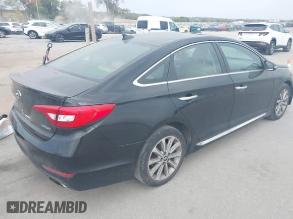 ✅ 2017 Hyundai Sonata Sport • VIN: 5NPE34AF7HH464389 • Лот: 43309649. Опубликован ранее на IAAI с пробегом 103 902 миль. Бесплатный доступ к архиву аукционных продаж из США и подробный отчёт об истории автомобиля на DreamBid. Изображение 4.
