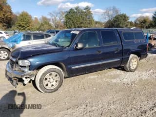 ✅ 2005 GMC Sierra 1500 SLT • VIN: 2GTEC13T151117445 • Лот: 90513055. Опубликован ранее на Copart с пробегом 301 573 миль. Бесплатный доступ к архиву аукционных продаж из США и подробный отчёт об истории автомобиля на DreamBid. Изображение 1.